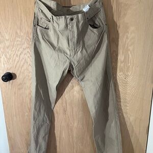 Wrangler Men's Khaki Chinos